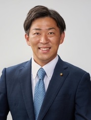 嶋田英